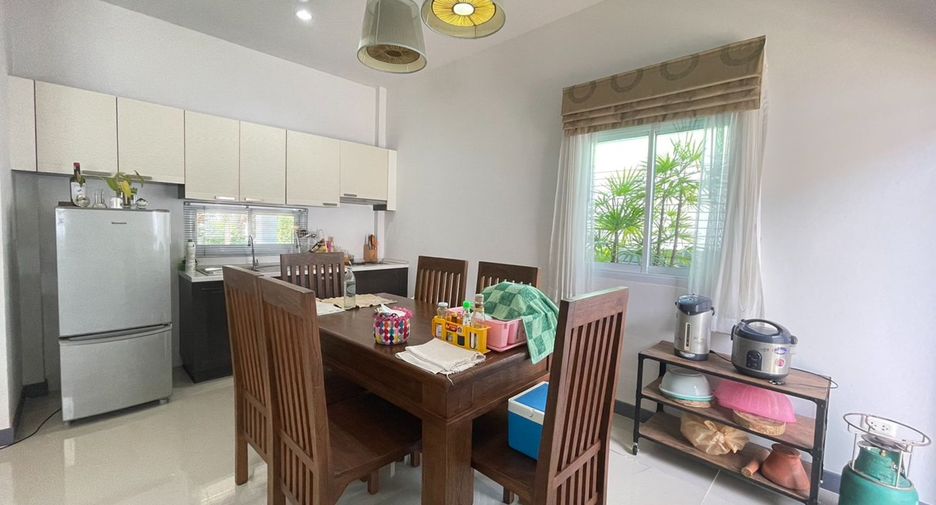For sale 3 bedrooms house in Mueang Surat Thani, Surat Thani