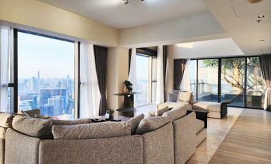 For rent 4 bedrooms condo in Sathon, Bangkok