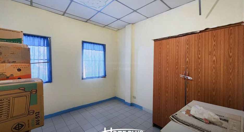 For sale 2 bedrooms townhouse in Thanyaburi, Pathum Thani
