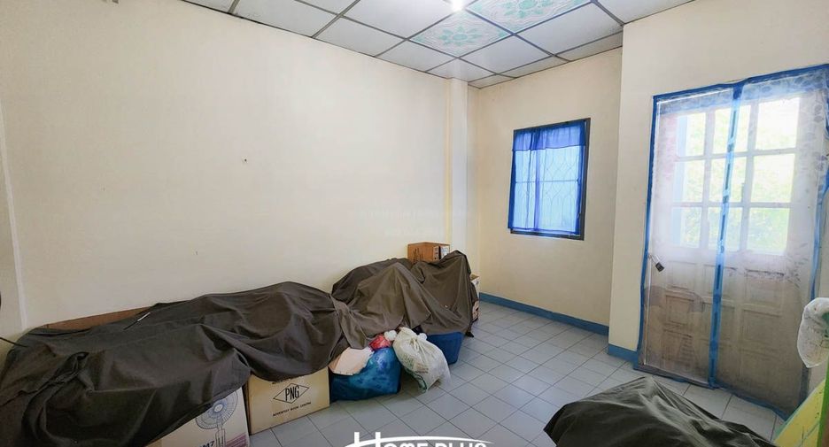 For sale 2 bedrooms townhouse in Thanyaburi, Pathum Thani