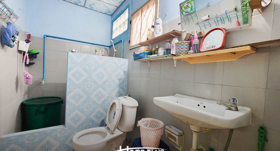 For sale 2 bedrooms townhouse in Thanyaburi, Pathum Thani