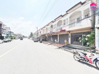 For sale 2 bed townhouse in Mueang Surat Thani, Surat Thani