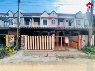 For sale 2 Beds townhouse in Phunphin, Surat Thani