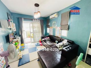 For sale 3 bed townhouse in Mueang Pathum Thani, Pathum Thani