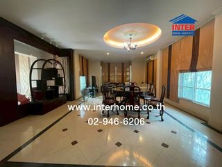 For sale 3 Beds house in Chatuchak, Bangkok