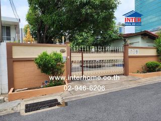 For sale 4 Beds house in Chatuchak, Bangkok