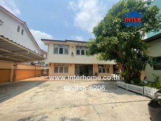 For sale 4 Beds house in Chatuchak, Bangkok