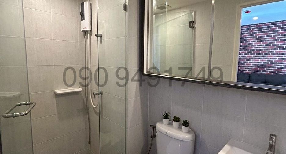 For sale 1 bed condo in Lat Krabang, Bangkok