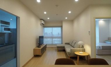 For rent 2 bed condo in Huai Khwang, Bangkok