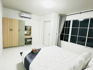 For sale 3 bed townhouse in East Pattaya, Pattaya