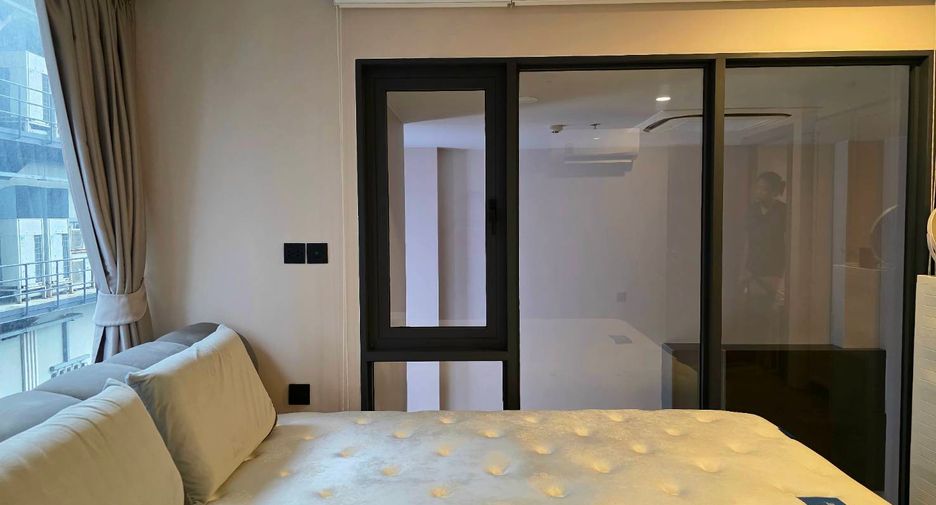 For sale 1 bed condo in Pathum Wan, Bangkok