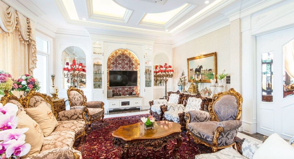 For sale 5 bedrooms house in Din Daeng, Bangkok