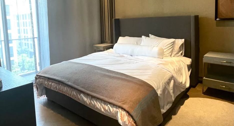 For rent 2 bed condo in Watthana, Bangkok