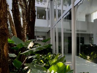 For sale 4 bed office in Saphan Sung, Bangkok