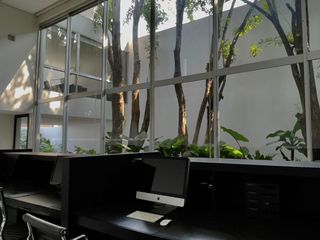For sale 4 bed office in Saphan Sung, Bangkok