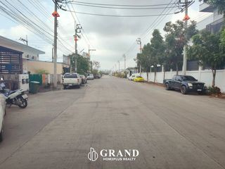 For sale 1 bed townhouse in Bang Phli, Samut Prakan