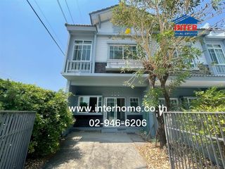For sale 2 bed townhouse in Krathum Baen, Samut Sakhon