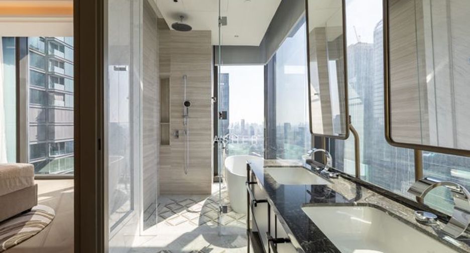 For rent and for sale 2 bedrooms condo in Sathon, Bangkok