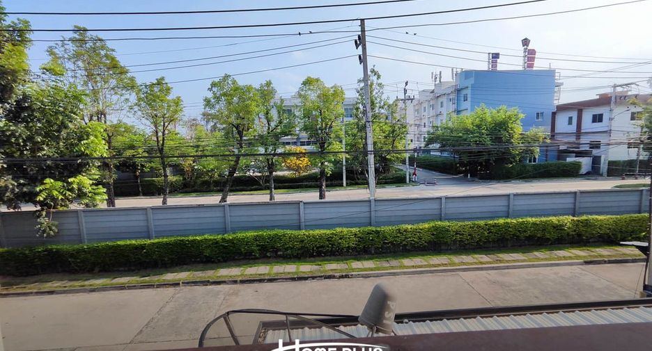ขาย 3 เตียง ทาวน์เฮ้าส์ ใน เมืองปทุมธานี, ปทุมธานี