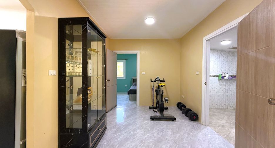 Casa en venta de 4 habitaciones en Ao Luek, Krabi