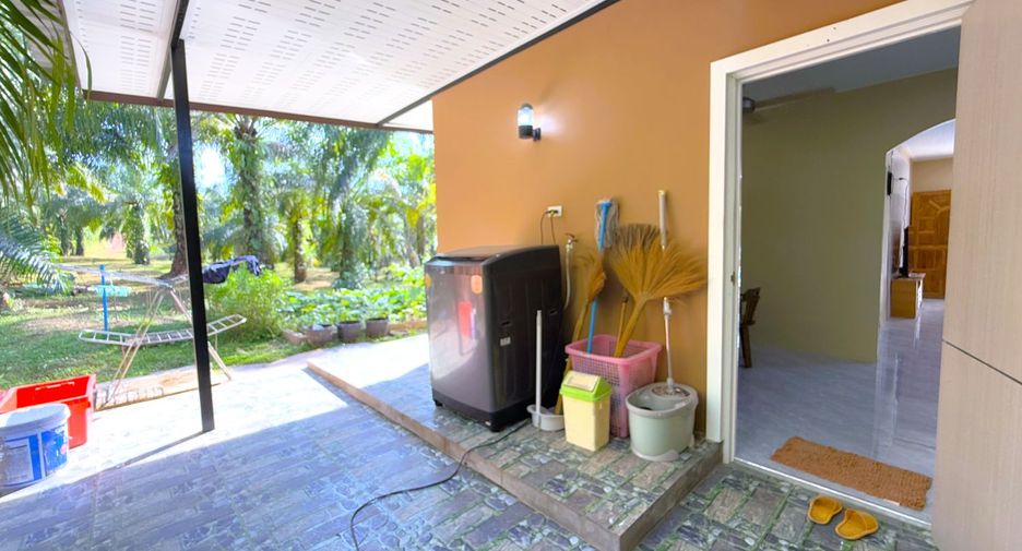 Casa en venta de 4 habitaciones en Ao Luek, Krabi