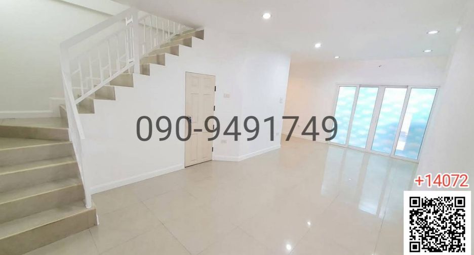For rent 4 bedrooms townhouse in Sai Mai, Bangkok