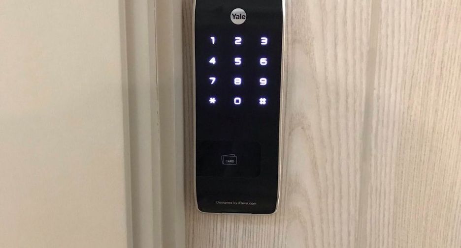 For rent 1 bed condo in Pathum Wan, Bangkok