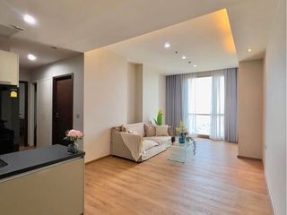 For sale 3 bed condo in Watthana, Bangkok