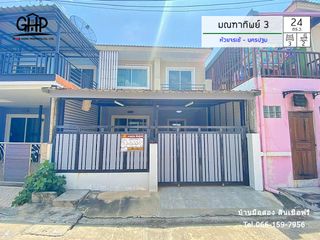 For sale 3 bed townhouse in Mueang Nakhon Pathom, Nakhon Pathom