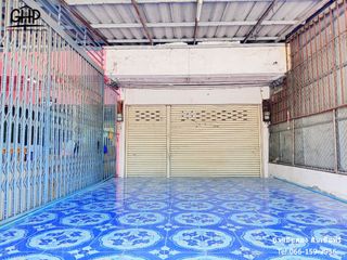 For sale 2 bed retail Space in Mueang Chai Nat, Chainat