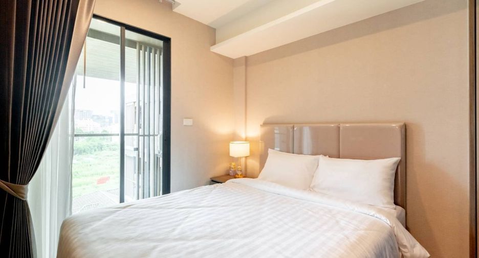 For rent 2 bed condo in Huai Khwang, Bangkok