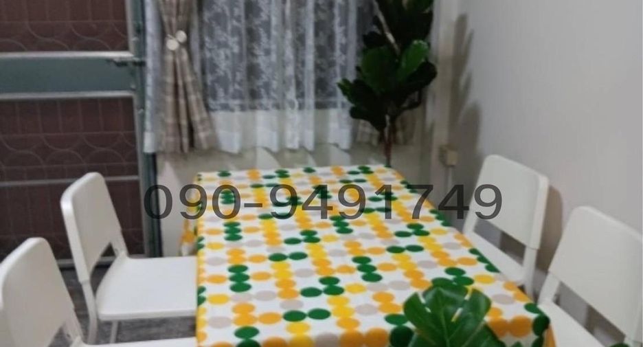 For rent 4 bedrooms townhouse in Chatuchak, Bangkok