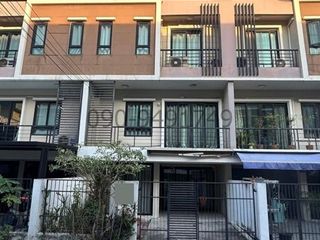 出租 3 卧室 联排别墅 在 Min Buri, 曼谷