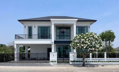 For sale 5 bedrooms villa in Hang Dong, Chiang Mai