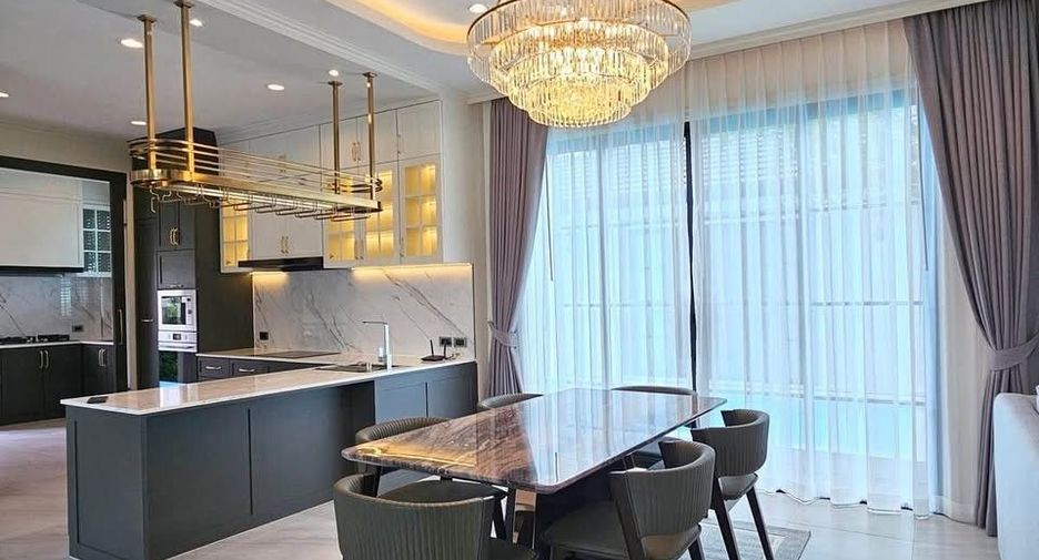 For sale 5 bedrooms villa in Hang Dong, Chiang Mai