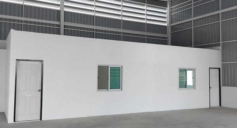 For rent and for sale warehouse in Mueang Chon Buri, Chonburi