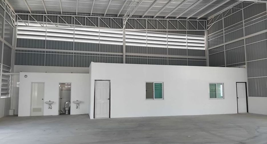 For rent and for sale warehouse in Mueang Chon Buri, Chonburi