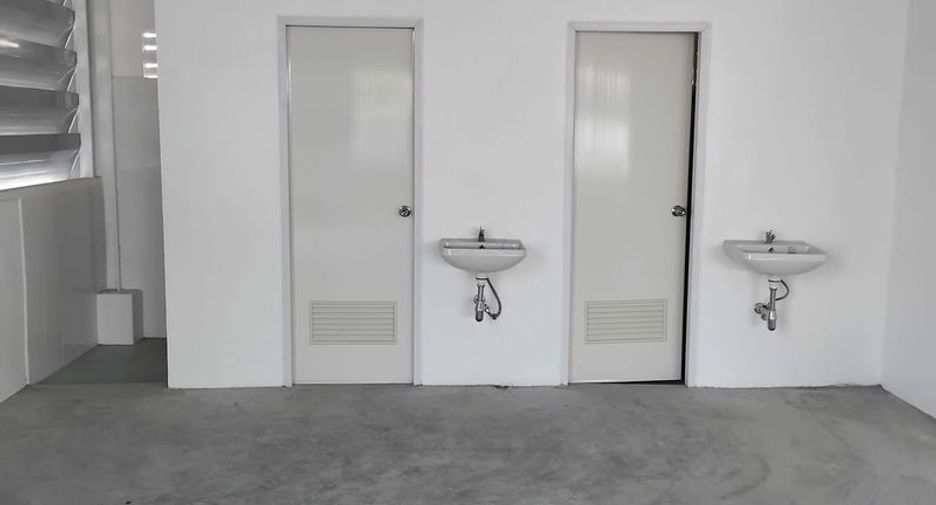 For rent and for sale warehouse in Mueang Chon Buri, Chonburi