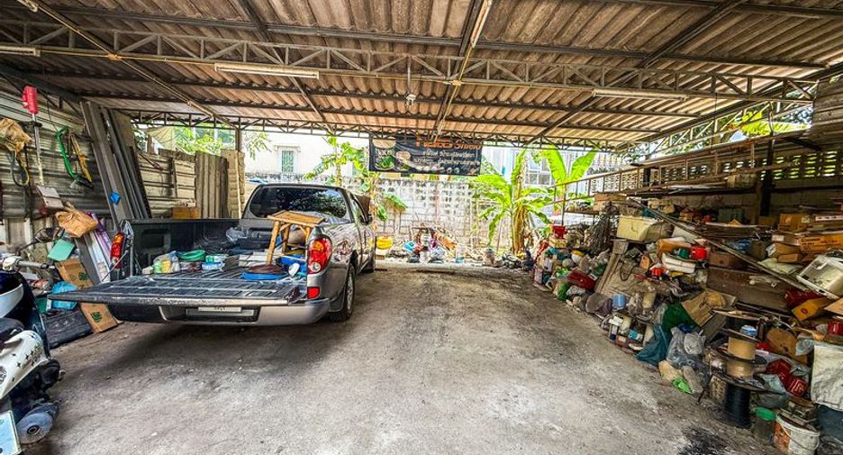 出售 土地 在 Mueang Chon Buri, Chon Buri