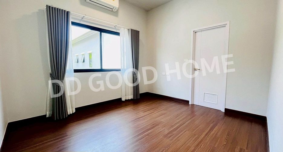 For sale 3 bedrooms house in Mueang Rayong, Rayong