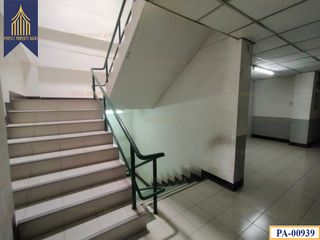 For sale 1 bed condo in Saphan Sung, Bangkok