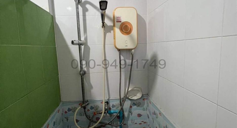 出租 3 卧室 联排别墅 在 Sai Mai, 曼谷