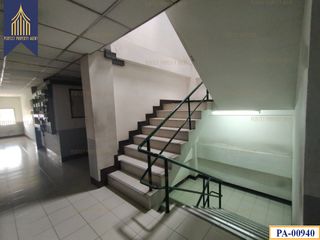 For sale 1 bed condo in Saphan Sung, Bangkok