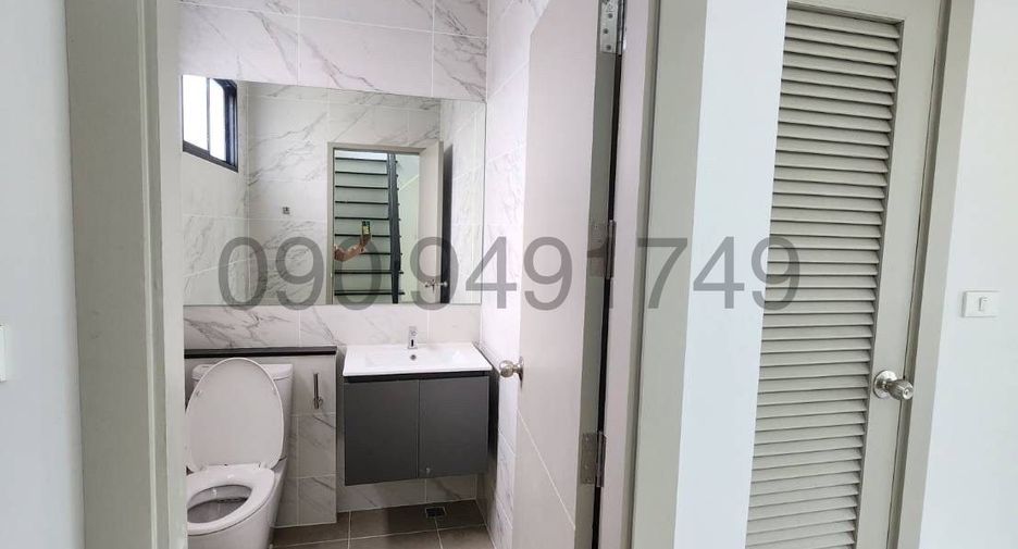 For rent 3 bedrooms retail Space in Bueng Kum, Bangkok