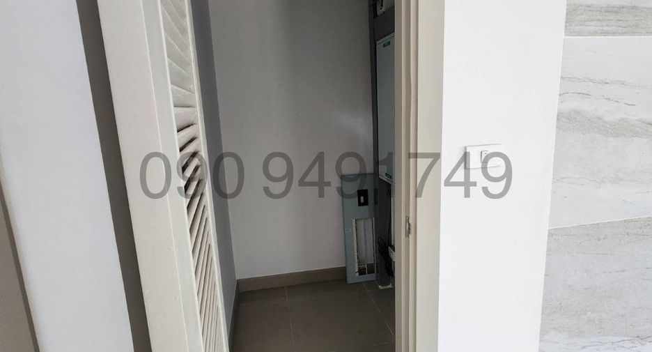 For rent 3 bedrooms retail Space in Bueng Kum, Bangkok
