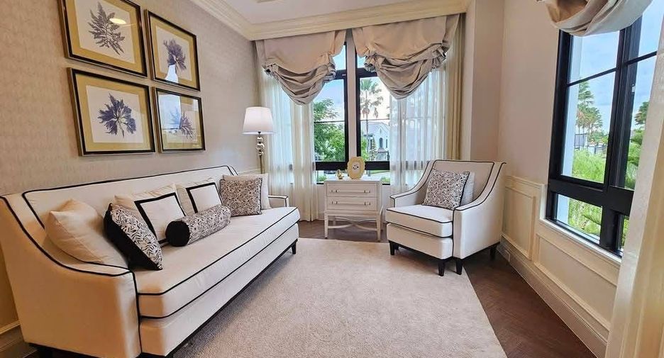 Casa en alquiler y en venta de 5 habitaciones en Saphan Sung, Bangkok