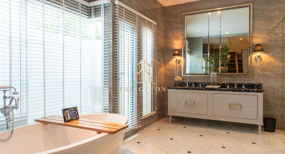 For rent 5 bedrooms house in Bang Phli, Samut Prakan