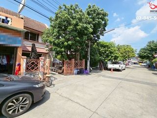 For sale 2 bed office in Lat Krabang, Bangkok
