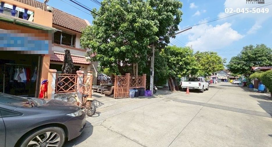 For sale 2 bed office in Lat Krabang, Bangkok