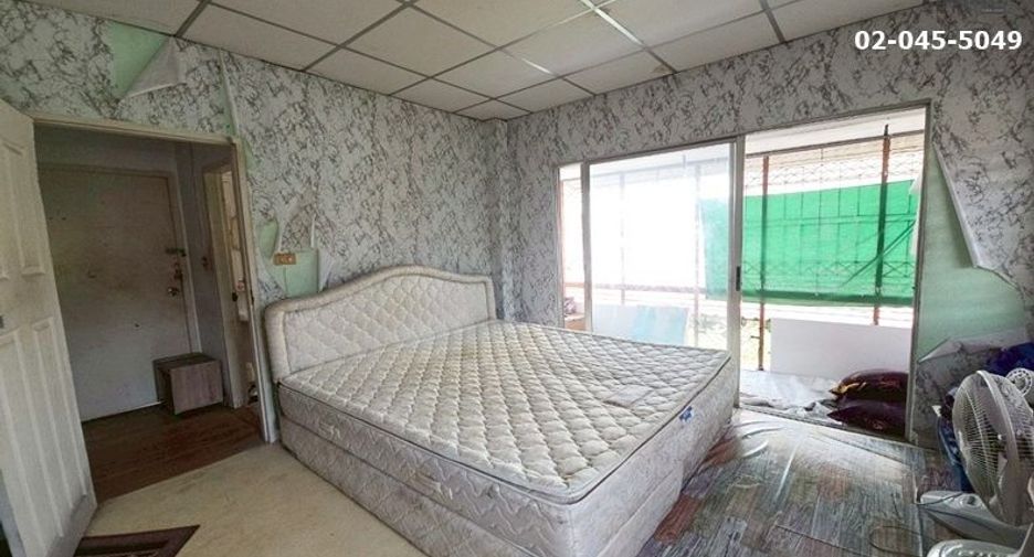 For sale 2 bed office in Lat Krabang, Bangkok